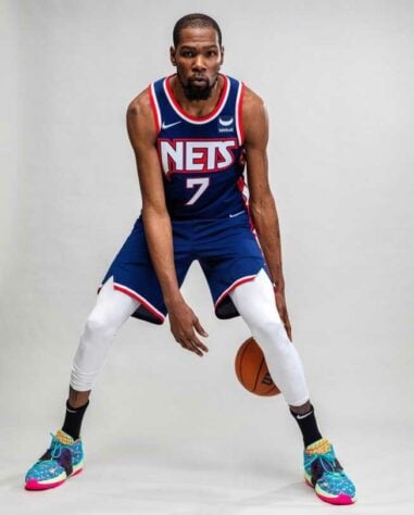 Uniforme do Brooklyn Nets.