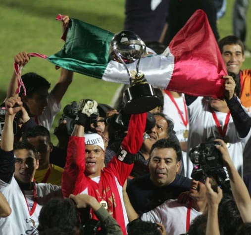 2006 - Campeão: Pachuca (MEX) / Vice: Colo-Colo (CHI)
