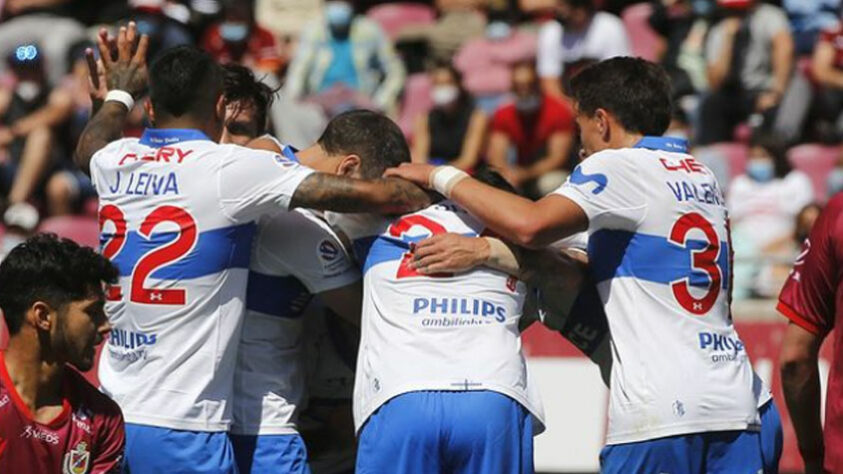 Universidad Católica (Chile): entra na fase de grupos