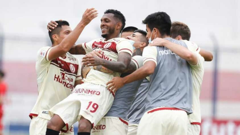 Universitario (Peru): entra na Fase 2