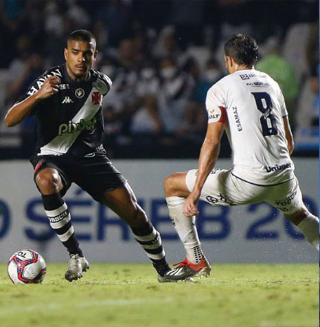 Vasco 2 x 2 Remo - O empate, após estar perdendo por 2 a 0, foi a despedida melancólica sob vaias e xingamentos dos torcedores. Léo Matos e Galarza marcaram os gols.