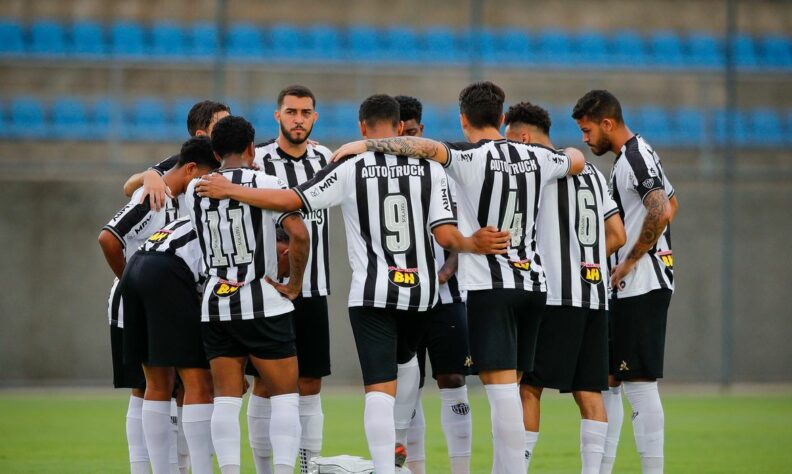 O Atlético-MG de Hulk, Diego Costa, Nacho, Keno, Guilherme Arana e grande elenco pode ser campeão do Brasileirão nesta quinta-feira, colocando fim a um jejum de 50 anos. Basta o Galo vencer o Bahia em jogo na Arena Fonte Nova, às 18h (de Brasília). Mas não faltou luta de outros elencos atleticanos nesta caminhada de cinco décadas. Relembre os times que batalharam pelo título em diversas edições do Brasileirão.