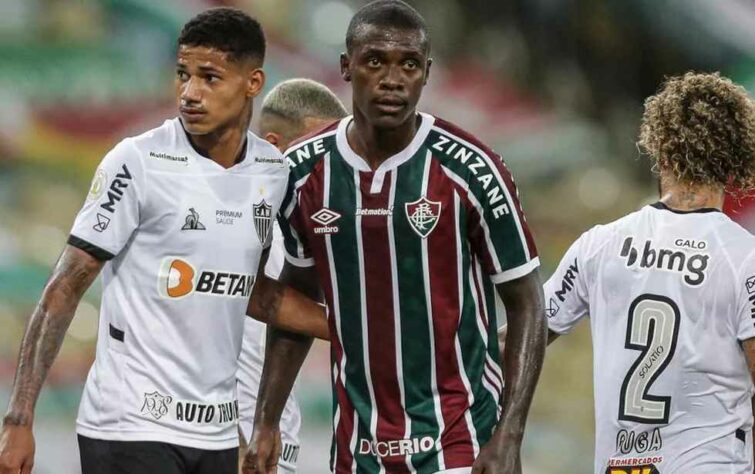 Agora emprestado ao CRB, o zagueiro Frazan foi utilizado em cinco partidas do Fluminense no Campeonato Carioca. Criticado, acabou perdendo espaço.