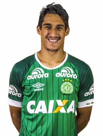 Gimenez (21 anos) - lateral-direito