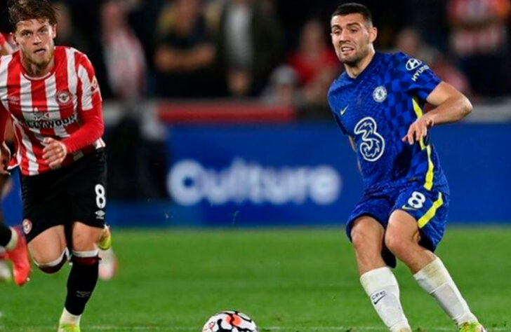 ESQUENTOU - Mateo Kovacic, meio-campista do Chelsea, pode estar trocando o time de Londres pelo Manchester City, segundo informa o jornalista Fabrizio Romano. O jogador tem valor de mercado avaliado em 40 milhões de euros e deseja se transferir para a equipe de Pep Guardiola. 