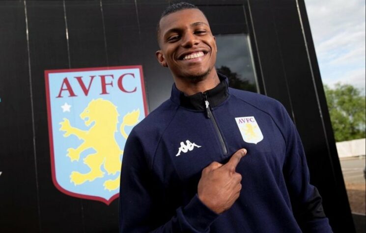 NO RADAR - O atacante Wesley Moraes, contratado pelo Aston Villa por 25 milhões de euros em 2019, está na mira do São Paulo para reforçar a equipe na próxima temporada. O jogador de 25 anos estava emprestado ao Club Brugge, da Bélgica, mas rescindiu contrato e está livre para negociar. A informação foi divulgada inicialmente pelo "ge.globo".