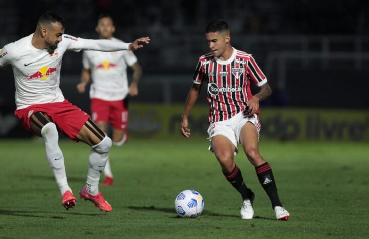 Briga contra o rebaixamento até o final do Brasileiro - O Tricolor lutou contra a queda para a Série B até as últimas rodadas da competição. Uma vitória contra o Juventude na penúltima rodada afastou o time da queda.