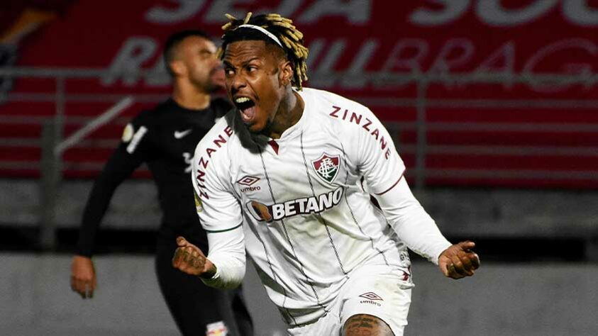 Abel Hernández chegou como reforço para a temporada de 2021. Primeiro substituto de Fred, o centroavante estufou a rede em momentos importantes do Brasileiro, mas também foi criticado por perder oportunidades. Em 2022, o uruguaio irá para o Atletico San Luis, do México. Com as três cores, marcou sete gols e deu duas assistências, em 40 jogos. 