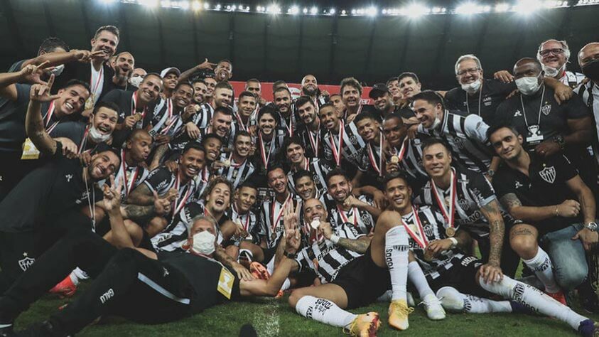 1° lugar: Atlético Mineiro - 297 pontos