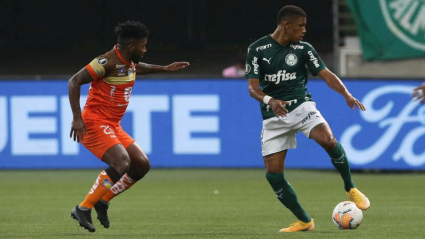 6° - DANILO (20 anos - volante - Palmeiras): 14 pontos.