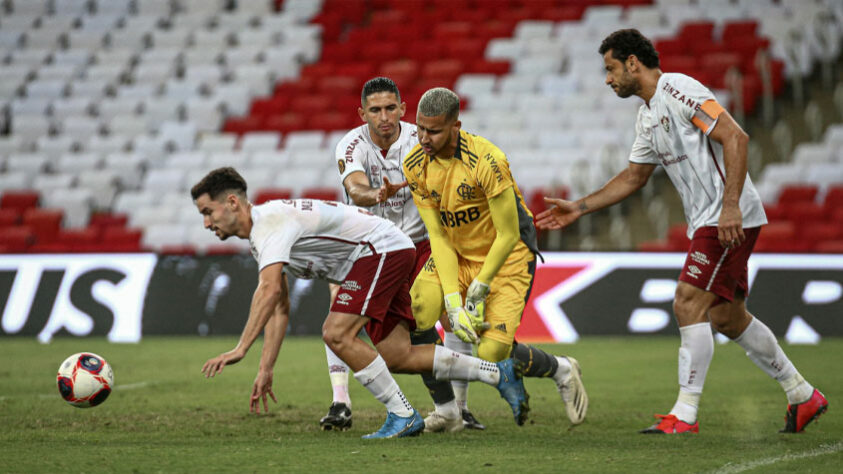 O calendário da temporada de 2021 teve início com o Campeonato Carioca. Sem sofrer derrotas em clássicos durante a campanha, o Fluminense chegou até a final do campeonato, mas perdeu por 3 a 1 para o Flamengo e terminou como vice-campeão.