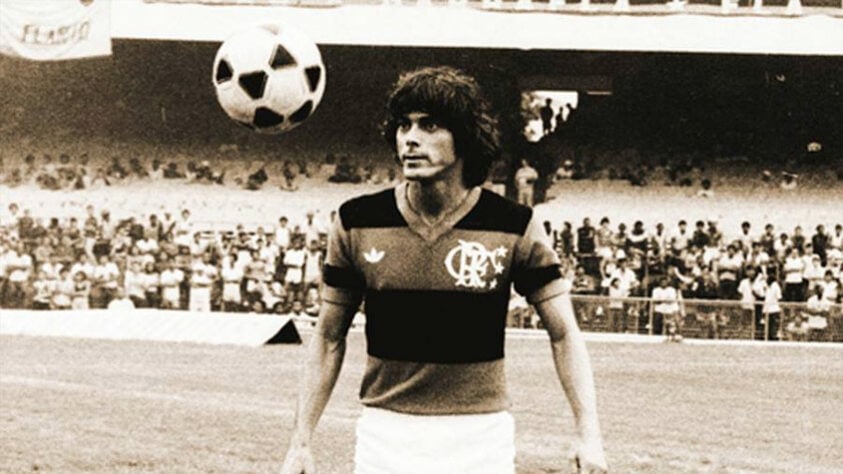 Lico defendeu o Flamengo entre 1980 e 1984, disputando 128 jogos e conquistando um Estadual, dois Brasileiros, uma Libertadores e o Mundial de Clubes.