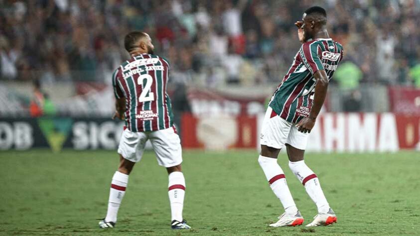 Nesta quinta, o Fluminense venceu a Chapecoense por 3 a 0, no Maracanã, em jogo válido pela última rodada do Brasileiro. Com gols de David Braz, Luiz Henrique e Abel Hernández, o Tricolor garantiu a classificação para a Libertadores da próxima temporada. Confira as notas dos jogadores a seguir. (Por Ana Daróz; anapereira@lancenet.com.br)