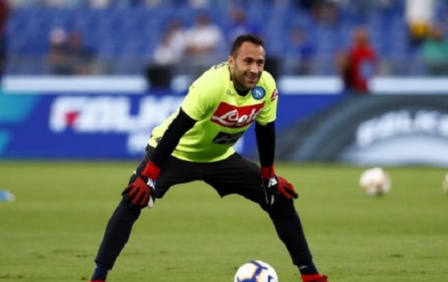 Outro goleiro de seleção e de Copa do Mundo é o colombiano David Ospina. Não a toa passou pelo gigante Arsenal de 2014 a 2019 e desde então está no Napoli, um dos maiores clubes da Itália. É uma grande oportunidade de mercado, visto que seu contrato acaba em pouco mais de dois meses. 