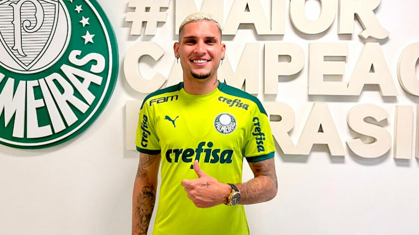 Rafael Navarro (Atacante): Nove assistências na Série B pelo Botafogo. Em 2022 jogará no Palmeiras.