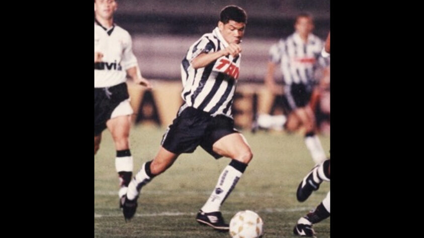 Destaque atleticano em 1996, RENALDO marcou 16 gols e foi o goleador do Brasileirão.