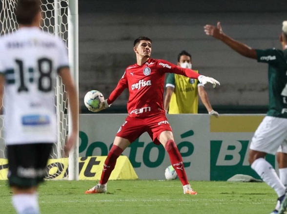 Sem seus titulares, o Palmeiras empatou com o Athletico-PR nesta segunda-feira, na Arena da Baixada, por 0 a 0, pelo Campeonato Brasileiro. O goleiro Vinicius Silvestre garantiu o empate ao Verdão com boas defesas. Confira as notas do Palmeiras no LANCE! (por Nosso Palestra)