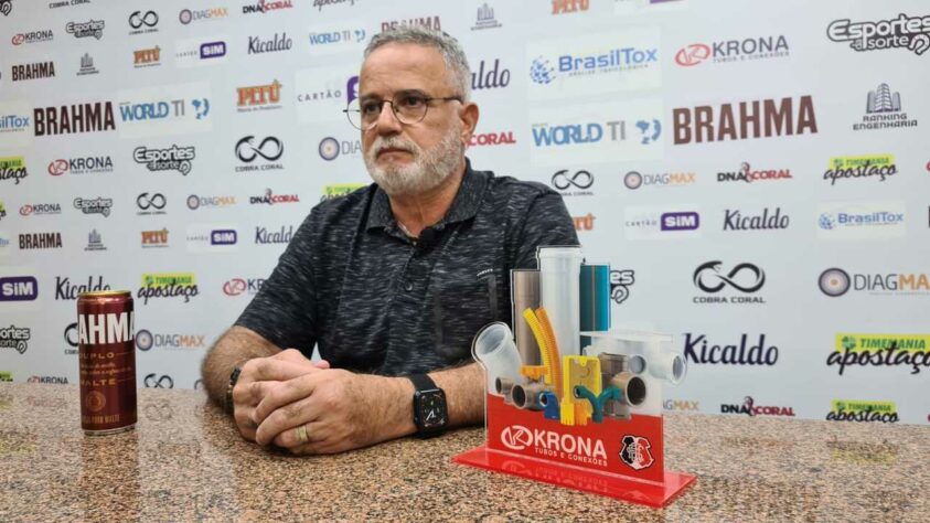 FECHADO - Marcelo Segurado foi apresentado oficialmente como novo diretor executivo de futebol do Santa Cruz. Na entrevista coletiva, que aconteceu no Arruda, o dirigente garantiu que o plantel estará completo em janeiro e comentou os desafios da próxima temporada.