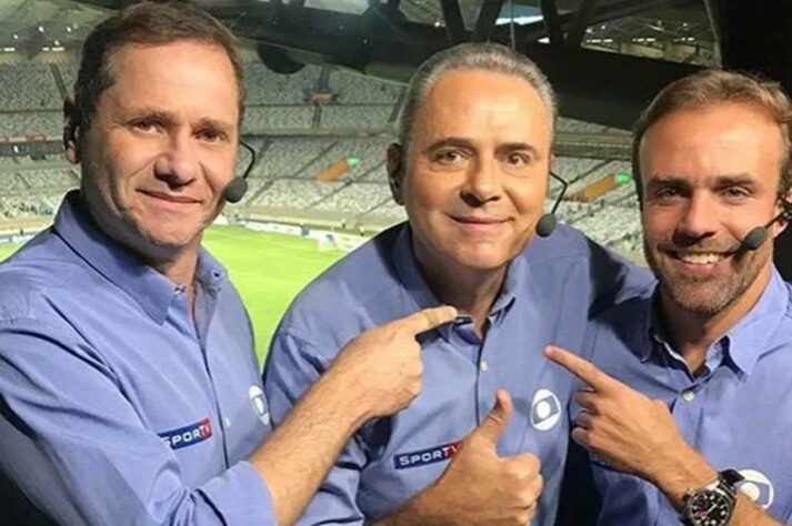Após 18 anos, o comentarista Bob Faria (à esquerda da foto) não faz mais parte do Grupo Globo, que está renovando seus nomes da cobertura esportiva. O jornalista foi desligado no começo de dezembro de 2021.