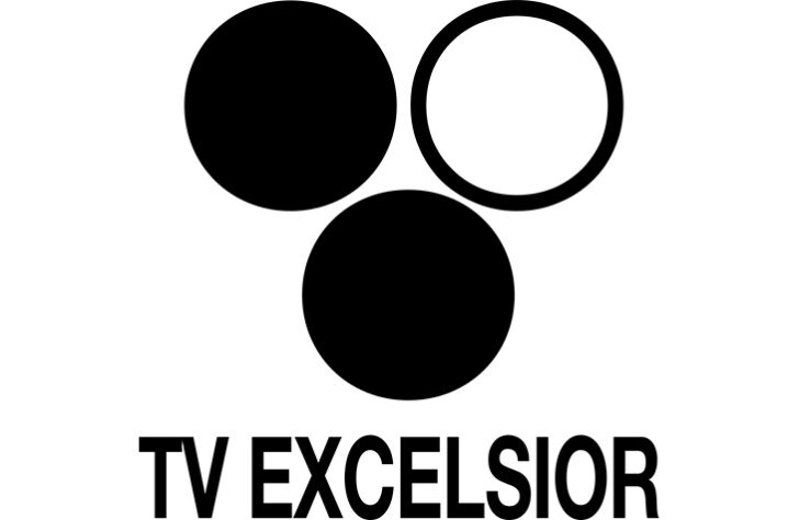 Em 1969, a luta pela audiência movimentava as emissoras e proporcionava a realização de novelas em diversos canais. E o desejo de "escalar" Pelé em "Os Estranhos", novela na TV Excelsior, ganhou força.