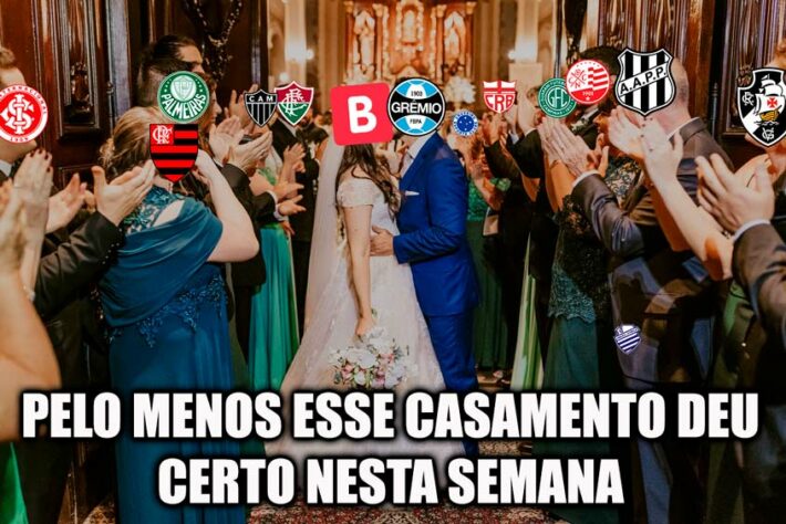 Douglas Costa protagoniza memes após a queda do Grêmio para a Série B do Brasileirão.