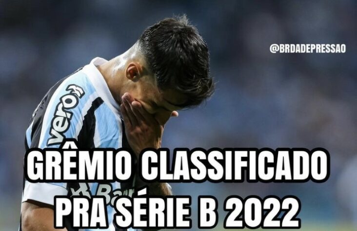 Queda no Brasileirão: rebaixado para Série B, Grêmio é alvo de memes dos rivais.