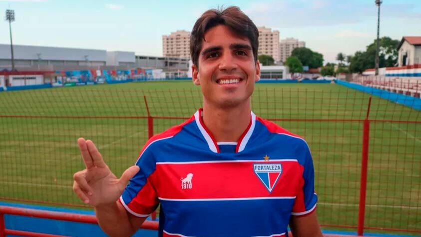 Gustavo Blanco (27 anos) - Meio-campista - Valor de mercado: 700 mil euros (R$ 4,4 milhões) - Fora dos planos do Atlético-MG após período de empréstimo no Fortaleza.
