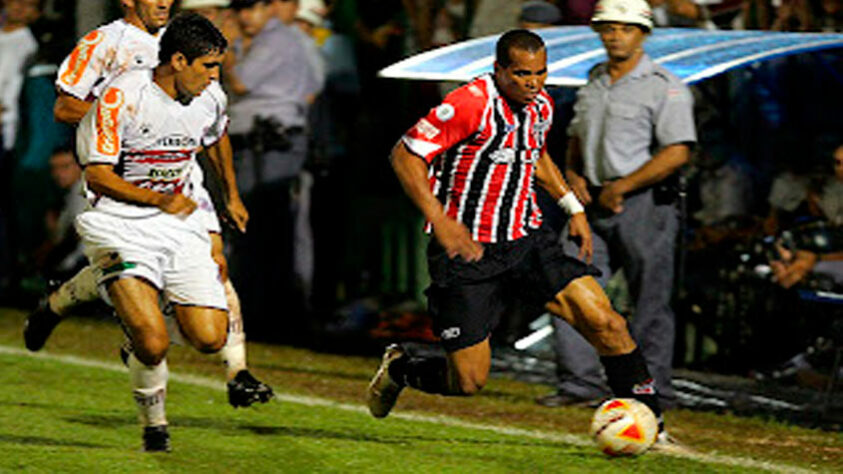 2007: Sertãozinho 1 x 3 São Paulo, em Sertãozinho