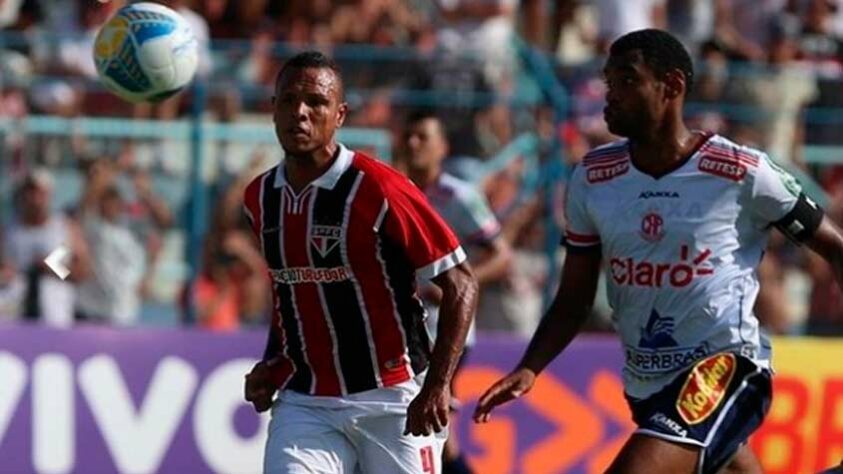 2015: Penapolense 1 x 3 São Paulo, em Penápoles