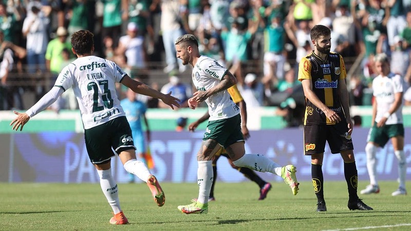 Palmeiras - Valuation 2021: R$ 2.349 - Valuation 2020: R$ 2.194 - Variação: 7%