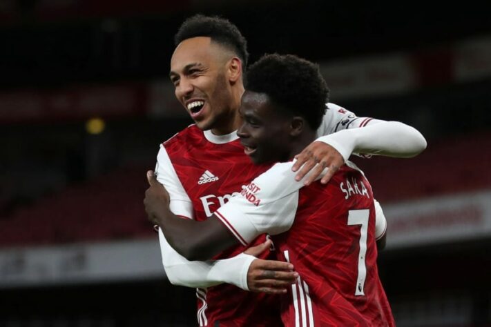 Aubameyang (Arsenal) - Atacante - 32 anos - Valor de mercado: 15 milhões de euros (R$ 91,5 milhões) - Sem espaço no Arsenal por polêmicas extracampo, o jornal inglês “The Telegraph” informou que o atacante está na mira do futebol árabe. Atualmente está afastado em decorrência de problemas cardíacos.