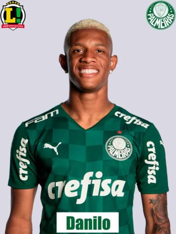 Danilo: 7,5 - O volante anulou praticamente todas as jogadas de ataque do rival e não comprometeu o resultado em nenhum momento. Além disso, marcou o gol da vitória.