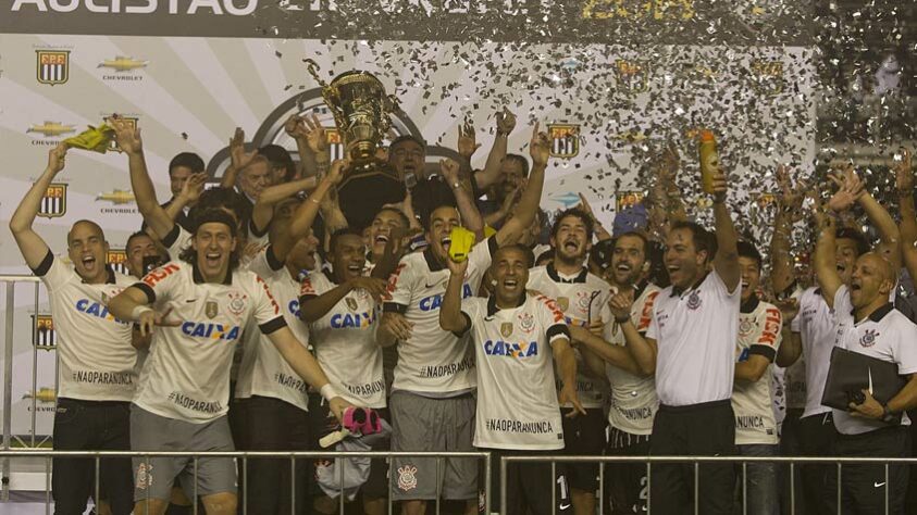 2013 - Corinthians x Santos - Corinthians campeão 