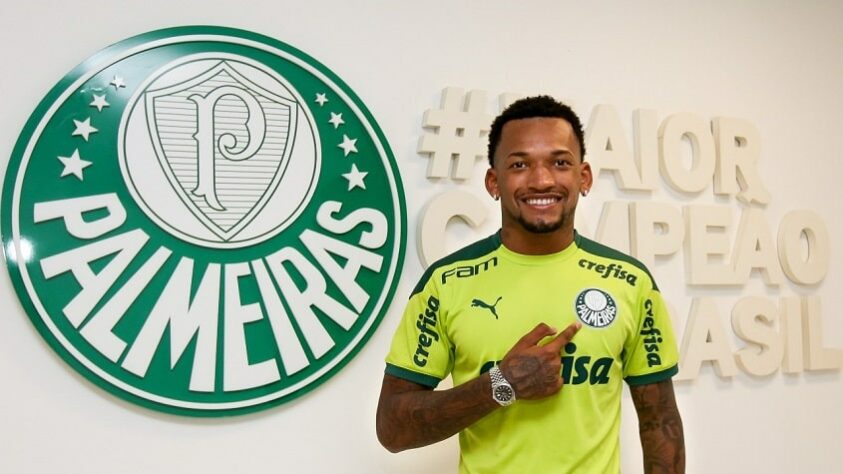 Palmeiras: 5 reforços / Marcelo Lomba (G, Internacional) – sem custos; Murilo (Z, Lokomotiv-RUS) – R$ 14,1 milhões; Eduard Atuesta (M, Los Angeles FC) – R$ 20,7 milhões; Jaílson [foto] (V, Dalian Pro-CHN) – sem custos; Rafael Navarro (A, Botafogo) – sem custos