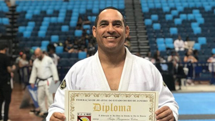 Felipe Cobra, skatista e lutador de jiu jitsu, participou do BBB 7.