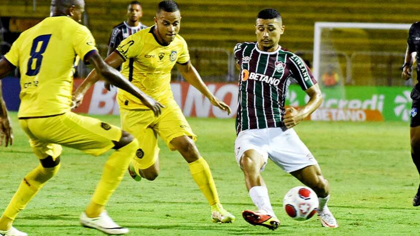 Madureira - Sobe: Conseguiu segurar o ataque tricolor e teve a melhor chance no primeiro tempo. / Desce: Depois do gol sofrido, perdeu o ritmo e a organização apresentados na etapa inicial.