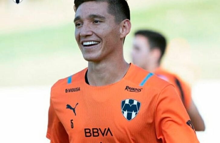 Formado no River Plate e com passagens pelo Atlético de Madrid, Sevilla e Zenit, Kranevitter chegou no Monterrey em 2020.
