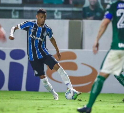 FECHADO! - O meio-campista Patrick usou as redes sociais para se despedir do Grêmio, clube no qual foi formado desde a infância e de onde saíra rumo ao futebol português. Mais precisamente, para o Santa Clara, equipe que disputa a elite lusitana.