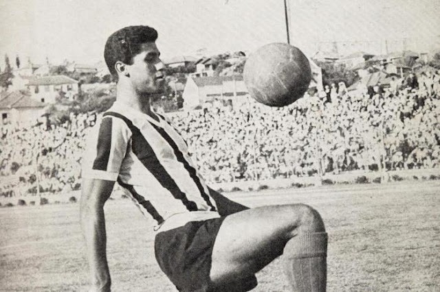 Airton Pavilhão (Grêmio) - 592 jogos.