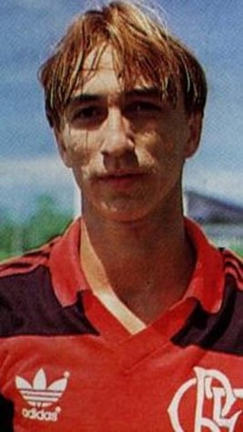 Paulo Nunes: assim como Djalminha e Marcelinho Carioca, fez parte do time do Flamengo campeão da Copinha em 1990, aos 18 para 19 anos.