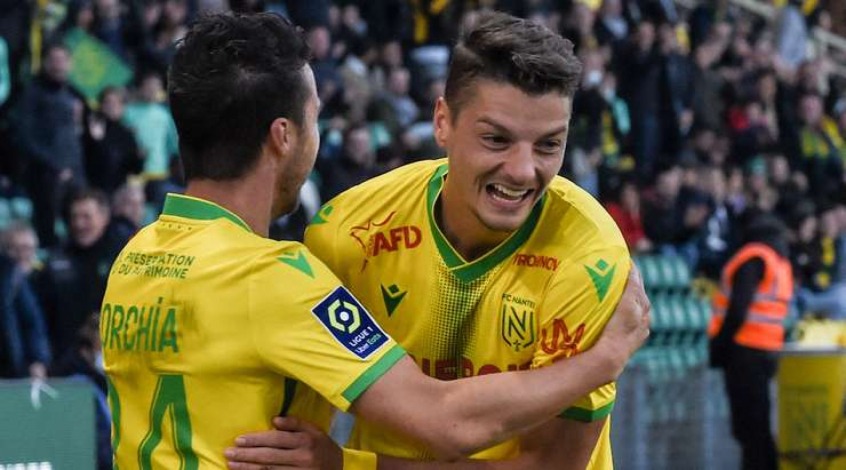 Andrei Girotto, do Nantes, é mais um brasileiro que marcou gol na Ligue 1. Porém, não foi suficiente para evitar a derrota por 2 a 1 para o vice-líder Nice.