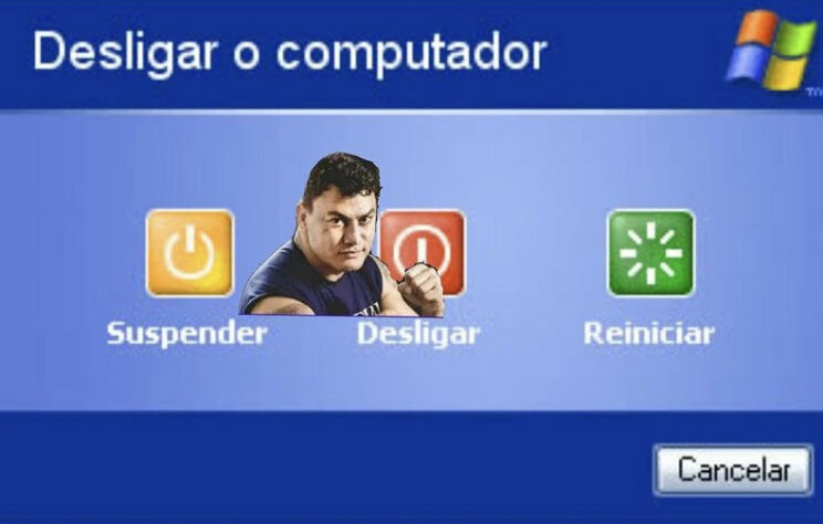 Duelo entre o humorista e o ex-boxeador terminou oficialmente empatado, mas os internautas brincaram com a sequência de golpes sofridos por Whindersson (ou Windows?!) Nunes ao longo dos oito rounds. Confira a repercussão e os memes na galeria! (Por Humor Esportivo)