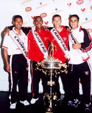 O Etti Jundiaí foi campeão da Série A2 do Paulista e da Série C de 2001 tendo no seu elenco Vagner Mancini, Fábio Gomes e o artilheiro Jean Carlos. Durante este período, o clube também revelou o goleiro Victor e o meia Nenê e também abriu espaço para veteranos como Neto e Sorato. O acordo com a multinacional acabou em 2002 e rendeu mudanças de nome: o Etti Jundiaí se tornou Jundiaí e, posteriormente, voltou a se chamar Paulista.