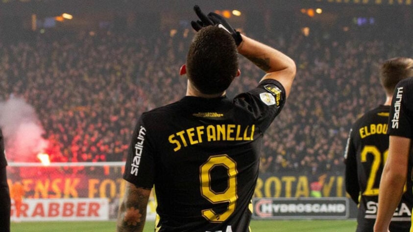 Nicolás Stefanelli - atacante / Argentina / 27 anos / AIK Solna / valor de mercado: 1,2 milhão de euros (R$ 7,6 milhões)