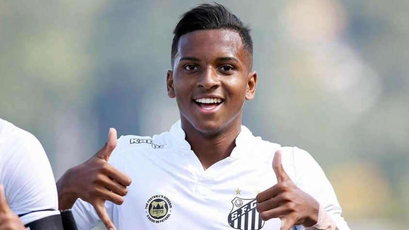 3º lugar (empate entre dois nomes) - Rodrygo: do Santos para o Real Madrid-ESP, por 45 milhões de euros.