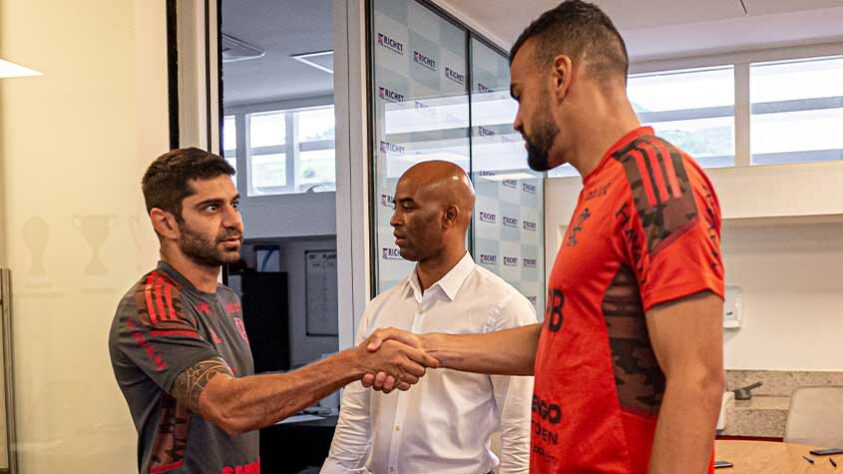 GALERIA: veja fotos do primeiro dia de Fabrício Bruno no Flamengo.