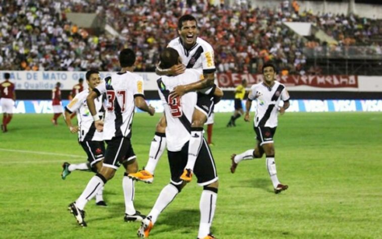 2011 - Comercial-MS 1 x 6 Vasco - Com autoridade, a equipe espantou a crise e bateu o adversário mato-grossense com gols de Marcel (dois), Fellipe Bastos, Jeferson, Romulo e Eder Luis. Anderson descontou para os mandantes. Nesta edição, o Vasco foi campeão em uma final emocionante contra o Coritiba. 