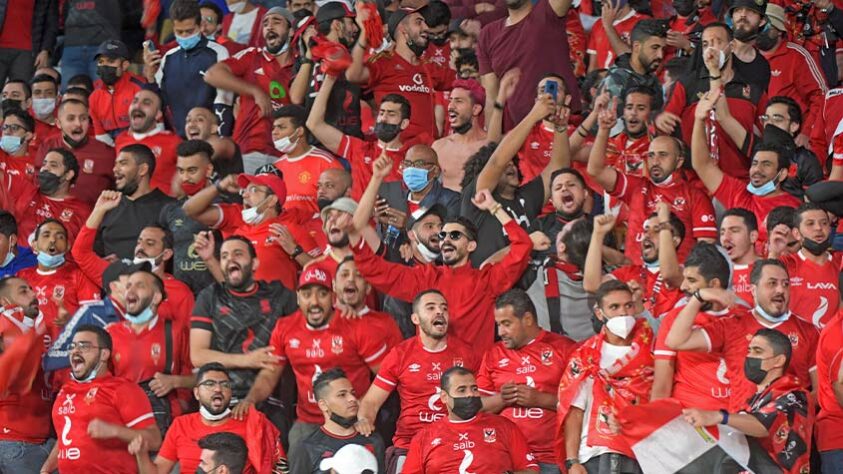 Os egípcios protagonizaram uma verdadeira invasão em Abu Dhabi e encheram o estádio Al Nahyan para apoiar o Al Ahly na partida contra o Monterrey. O time conta com um apoio massivo de seus torcedores.
