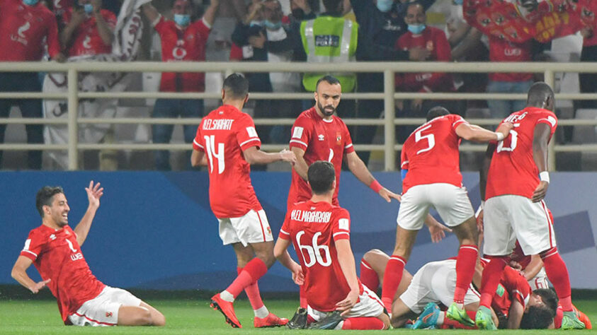 Curiosamente, o Wydad Casablanca tinha conquistado a Champions da África e seria o representante continental da região. Com a sede no Marrocos, o herdeiro passar a ser o Al-Ahly (foto), do Egito, vice da Champions africana.