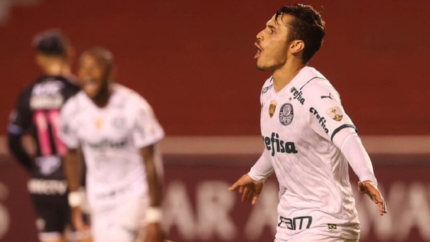 11 – 11/5/2021 - Independiente del Valle-EQU 0 x 1 Palmeiras – Libertadores-2021 (meia altura, no meio do gol)